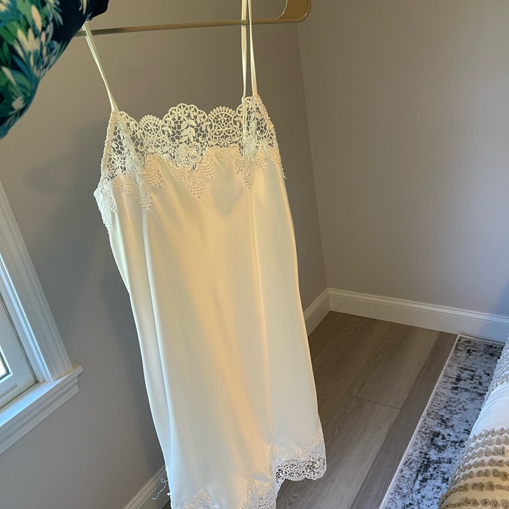 White Lace Chemise